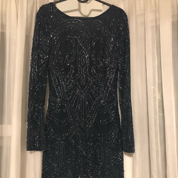 Beautiful sequence navy dress gorgeous - Picture 3 of 7